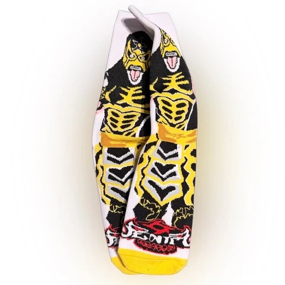 1 pair New Penta 0M lucha libre socks - Picture 3 of 3